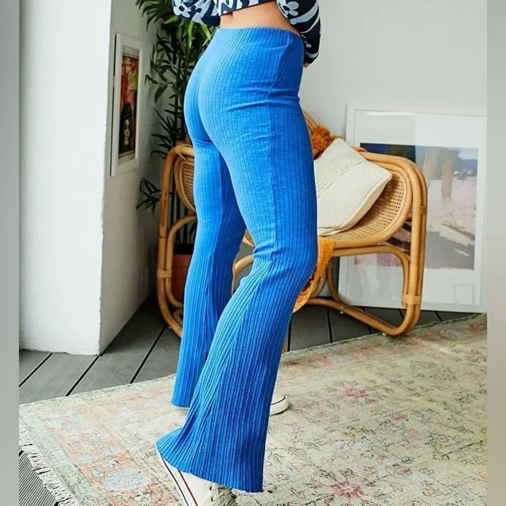 UO Urban Outfitters Rosie Blue Ribbed Wide Flare Trousers Size Medium